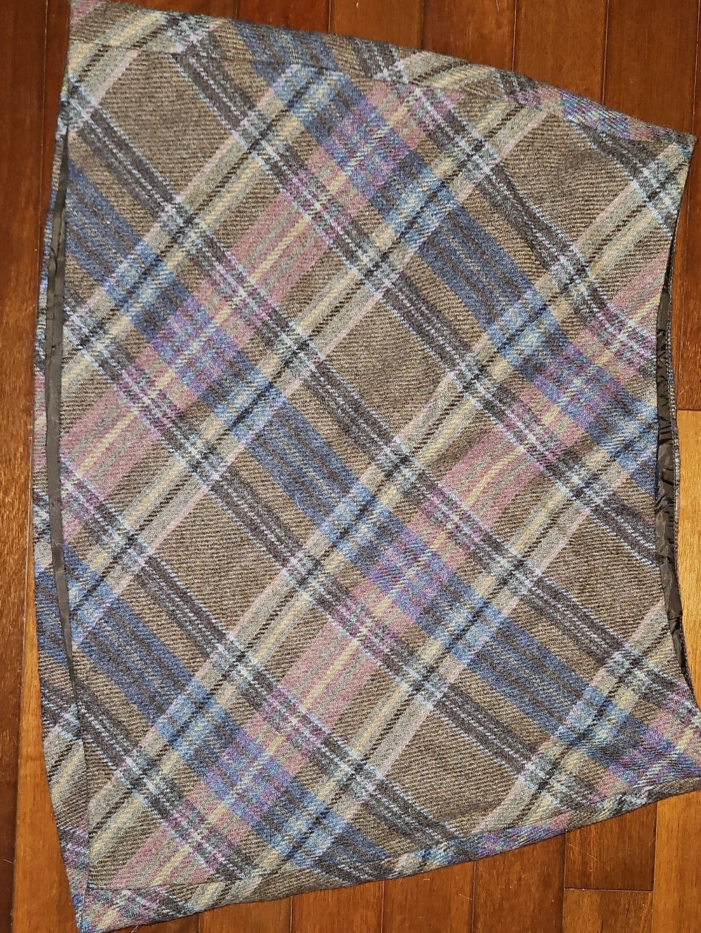 5FOR$30 GAP Plaid Mini Skirt in Brown, Blue & Pink